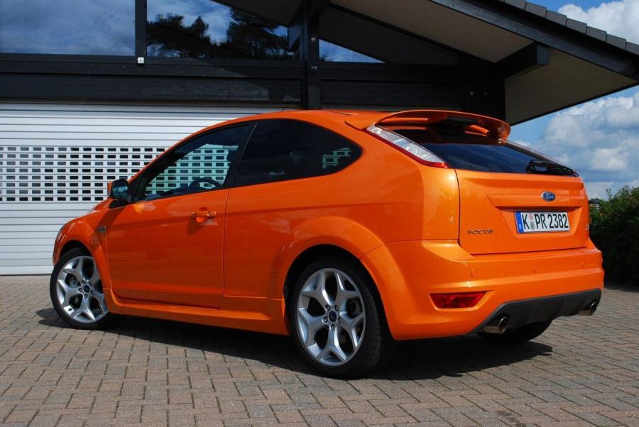  Ford Focus ST 2008 года  (фото 21 из 48)